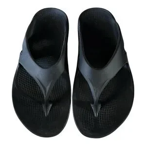 OOFOS | Shoes | Oofos Ooriginal Black Thong Sandal Mw12  display picture 1